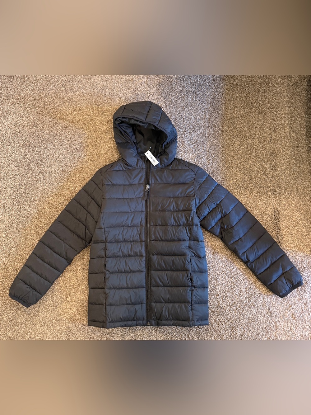 Amazon Essentials Boys Black Lightweight Puffer Jacket Hooded XL (12)
